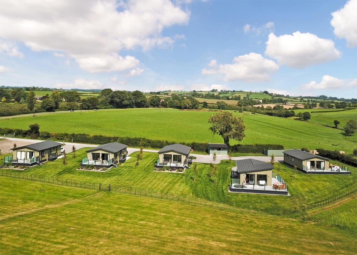 Midsomer Lodges Pilton المظهر الخارجي الصورة