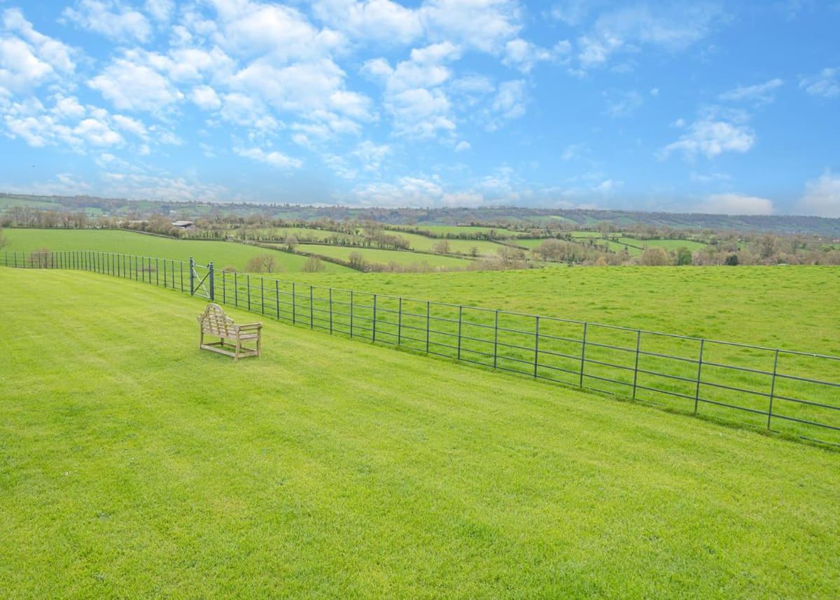 Midsomer Lodges Pilton المظهر الخارجي الصورة