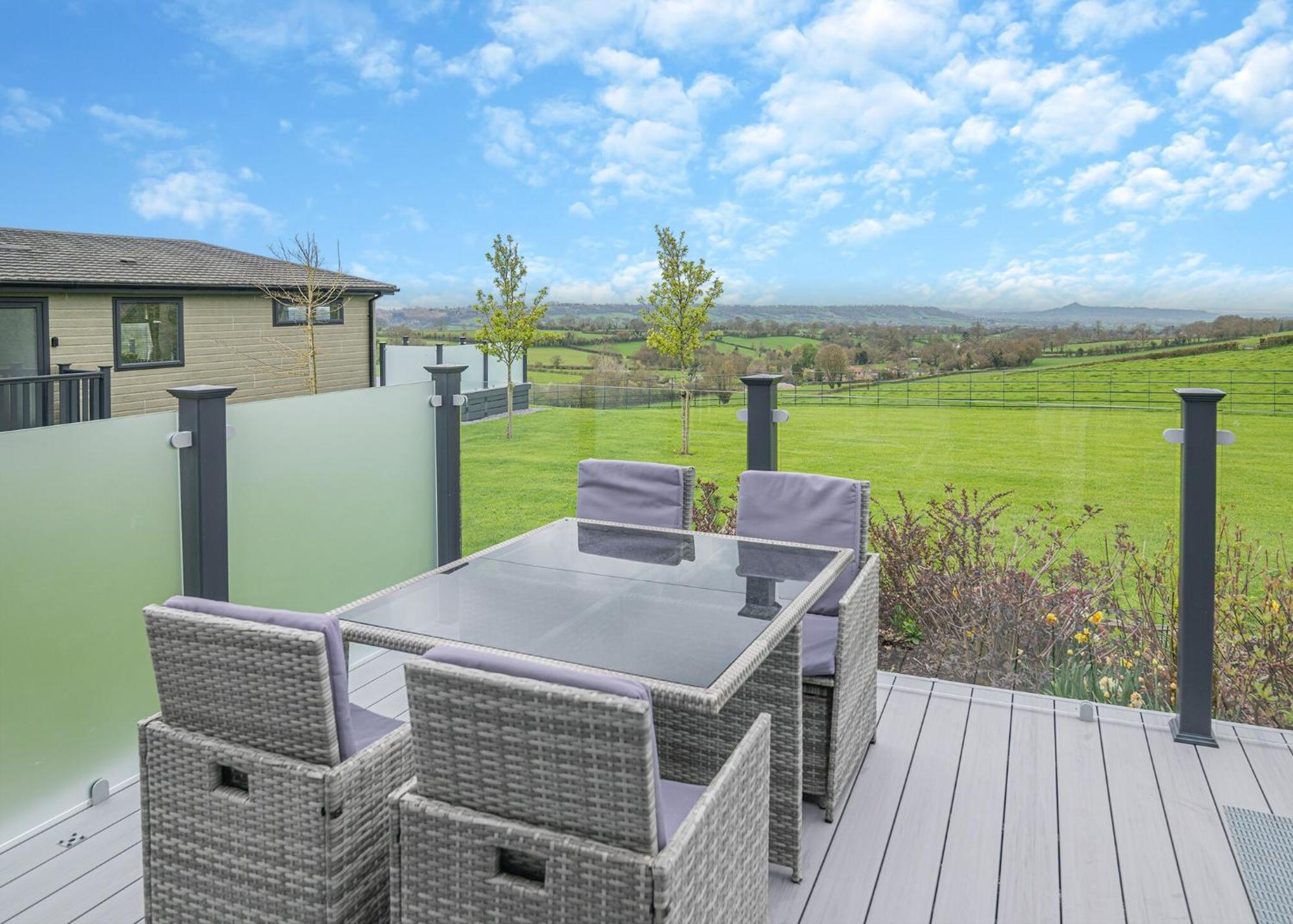 Midsomer Lodges Pilton الغرفة الصورة
